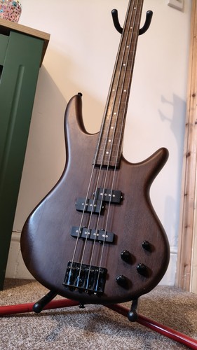 Ibanez gio gsr200bf - gio,