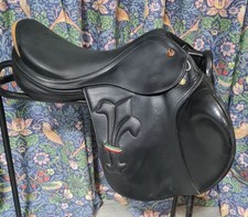 Prestige Arezzo Jump Saddle