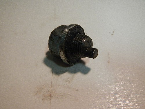 Clutch adjuster retainer bolt - clutch,