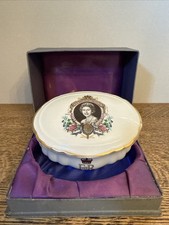 Lord Nelson Pottery Silver Jubilee QE II Oval | 1952-1977 Royal Memorabilia