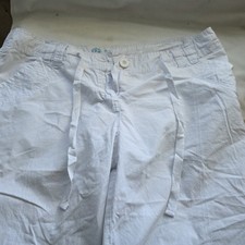 TU Size 16 White Pedal