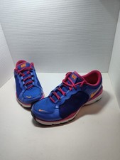 Size 8 - Nike Flex TR 2