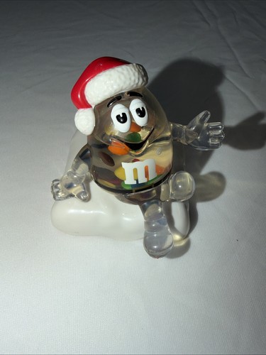 Secret santa snow - m&m's, globe