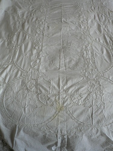 Tablecloth cotton embroidered - tablecloth,