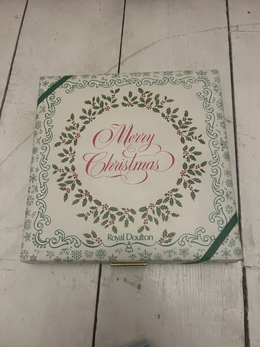 Royal doulton christmas plates - royal,