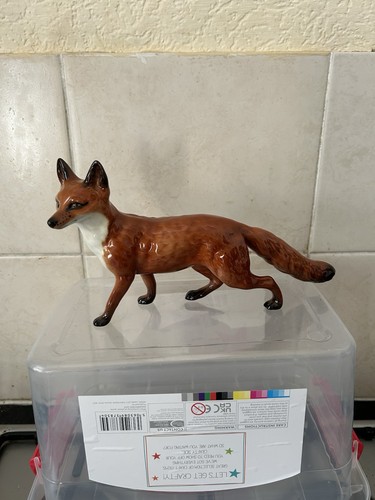 Beswick large fox model - beswick,