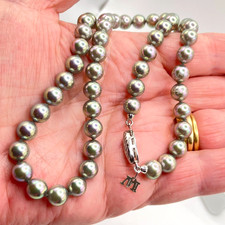 Majorica grey iridescent pearl