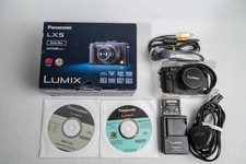 Panasonic Lumix DMC-LX5 with