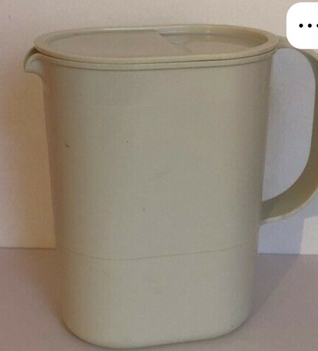 Vintage 1970s tupperware beige - 1970s,