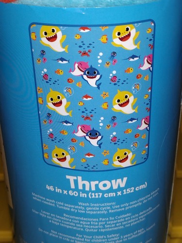 Baby shark throw - shark, 46"