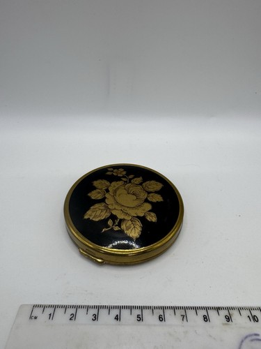 Vintage stratton powder - vintage,