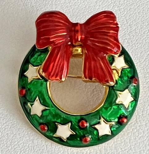 Vintage vero brooch christmas - vero,