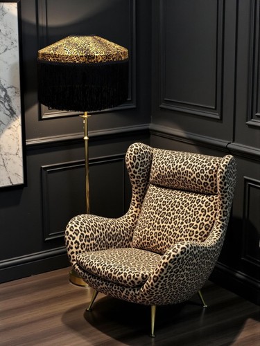 Tiffany leopard print table