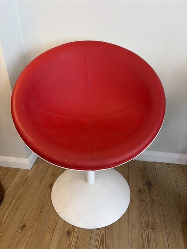 Retro red swivel tulip lounge - retro,