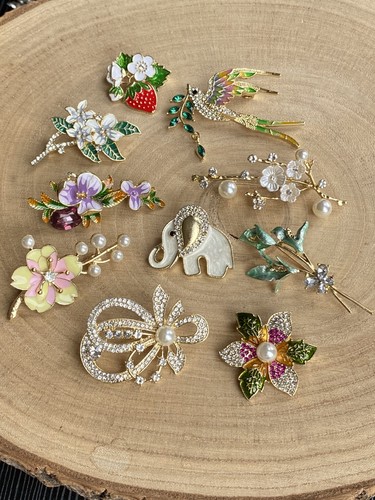 Brooches job lot bundle - 10,