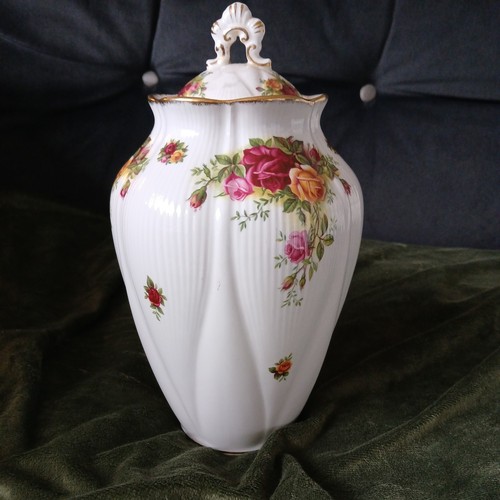 Royal albert old - country, roses