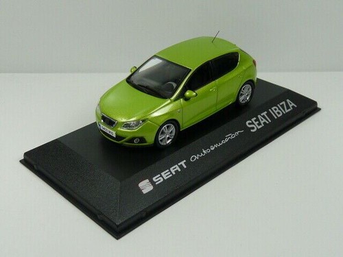Sea29 car seat dealer - 1/43,