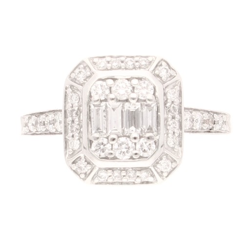 18carat white gold - 18carat, 0.50ct
