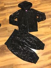 Gorgeous Pineapple Girls