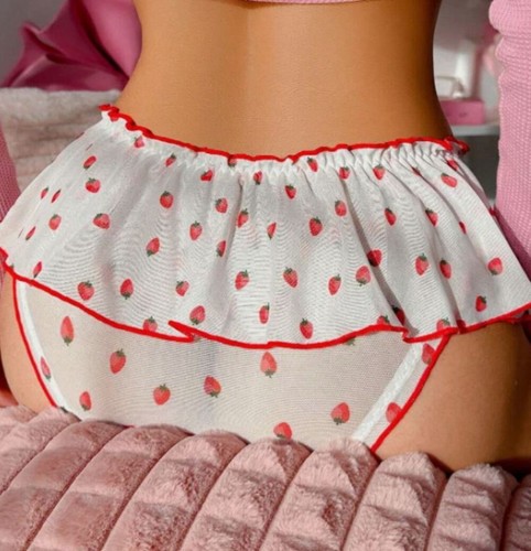 Sheer strawberry print - 🍓,