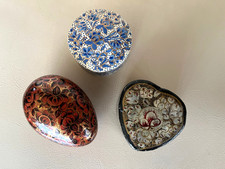 Vintage Black Lacquered