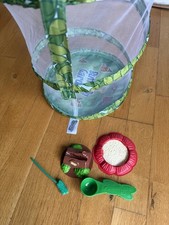 Insect Lore Butterfly Garden Collapsible Caterpillar Habitat Deluxe Feeding Kit