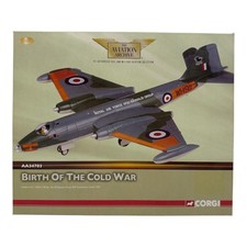 Corgi Aviation AA34703 1:72 Canberra B.2, 98 Sqn RAF Cottesmore 1970 Diecast