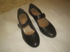 Ladies shoes ‘ tlc ‘ –