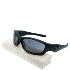 [11-013] Mens Oakley Straight