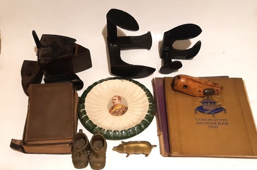 Antique vintage collectables - antique/,
