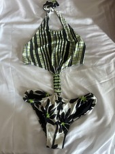 Gideon Oberson Swimwear black green and white cutout in the middle size 8