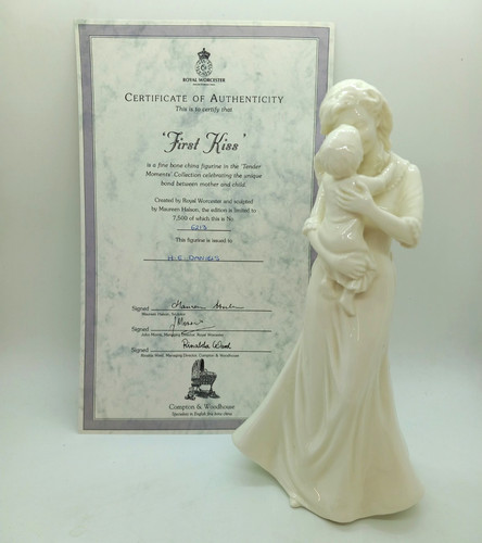 Royal worcester first kiss - worcester,