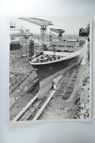 Queen elizabeth ship launch - queen,