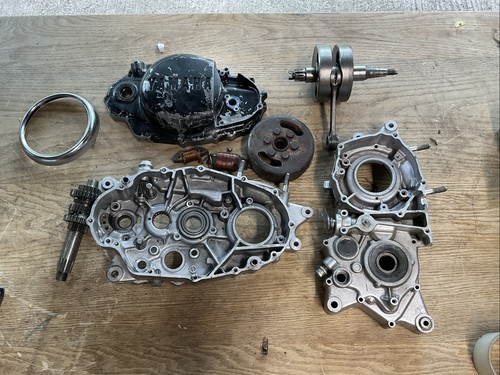 Yamaha dt250 1974 crankcases - dt250,
