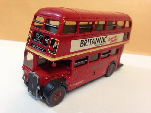 Kit built model white - built,