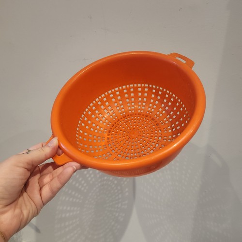 Vintage 70s rubbermaid orange - rubbermaid,