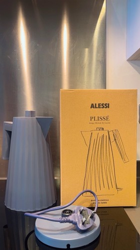 Rrp 105 alessi plissé kettle - rrp£105,
