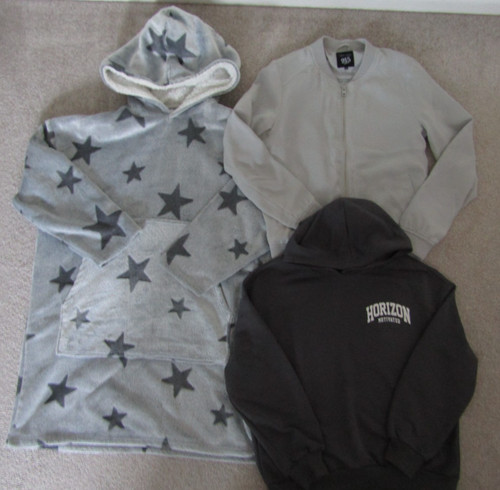 Girls clothes bundle size - girls,