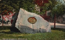 Picture Postcard:-Savannah, Tomo-Chi-Chi Memorial