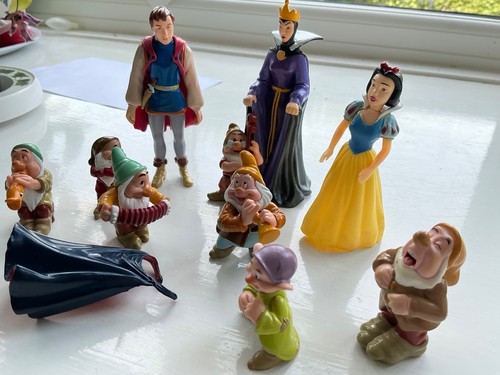 Disney snow white dwarfs - white,, 7