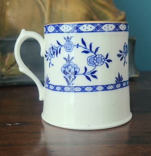 Antique royal doulton - royal,