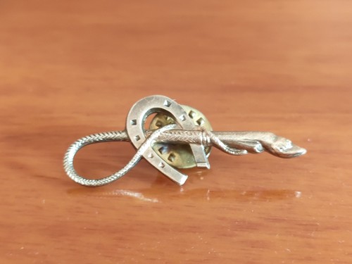 Vintage silver tone horseshoe - vintage,
