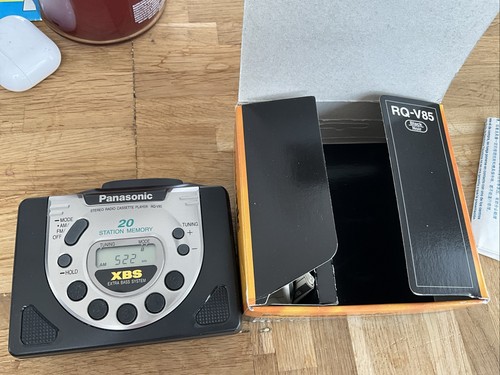 Panasonic v85 vintage radio - panasonic,