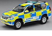 1/43 TOYOTA LAND CRUISER PRADO 2018 IRELAND GARDA TRAFFIC CORPS V29427 POLICE