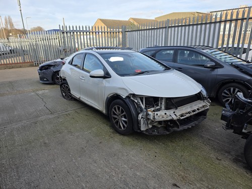 Honda civic mk9 dtec sr - 1.6,
