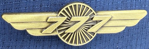 Boeing 777 pilot crew - 777,