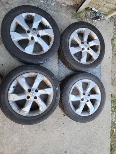 Nissan note alloy wheel - nissan, 16"