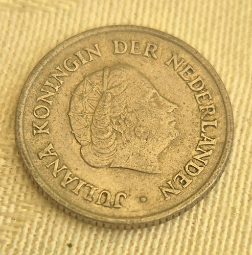 Netherlands cent coin 1951 - 25,