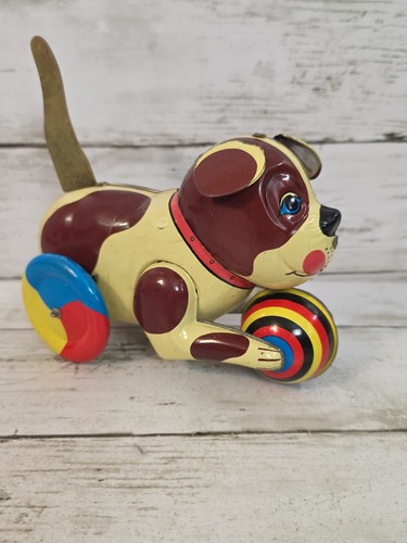 Vtg tin puppy - tin, wheels
