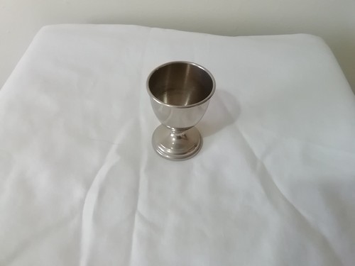 Silver plated egg - , cup
